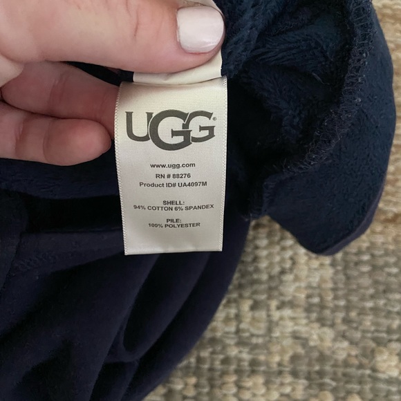 UGG men’s cozy lined sweat track pants - Picture 4 of 5